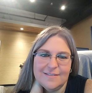 Meet your Posher, Stacy